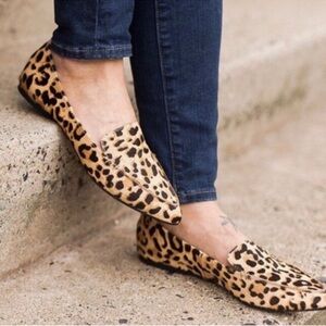 Steve Madden Feather Leopard Loafers Size 7 Genuine Calf Hair Flats